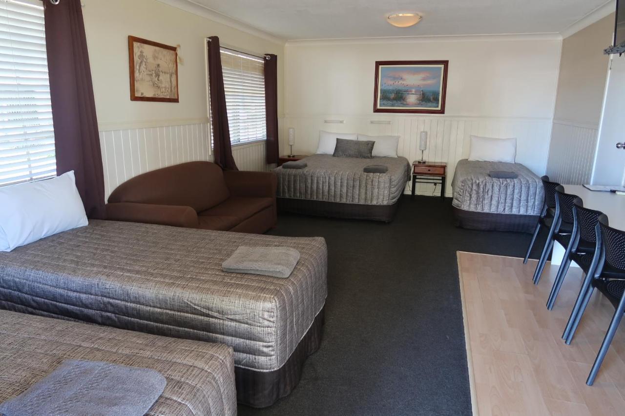 Charleville Waltzing Matilda Motor Inn エクステリア 写真