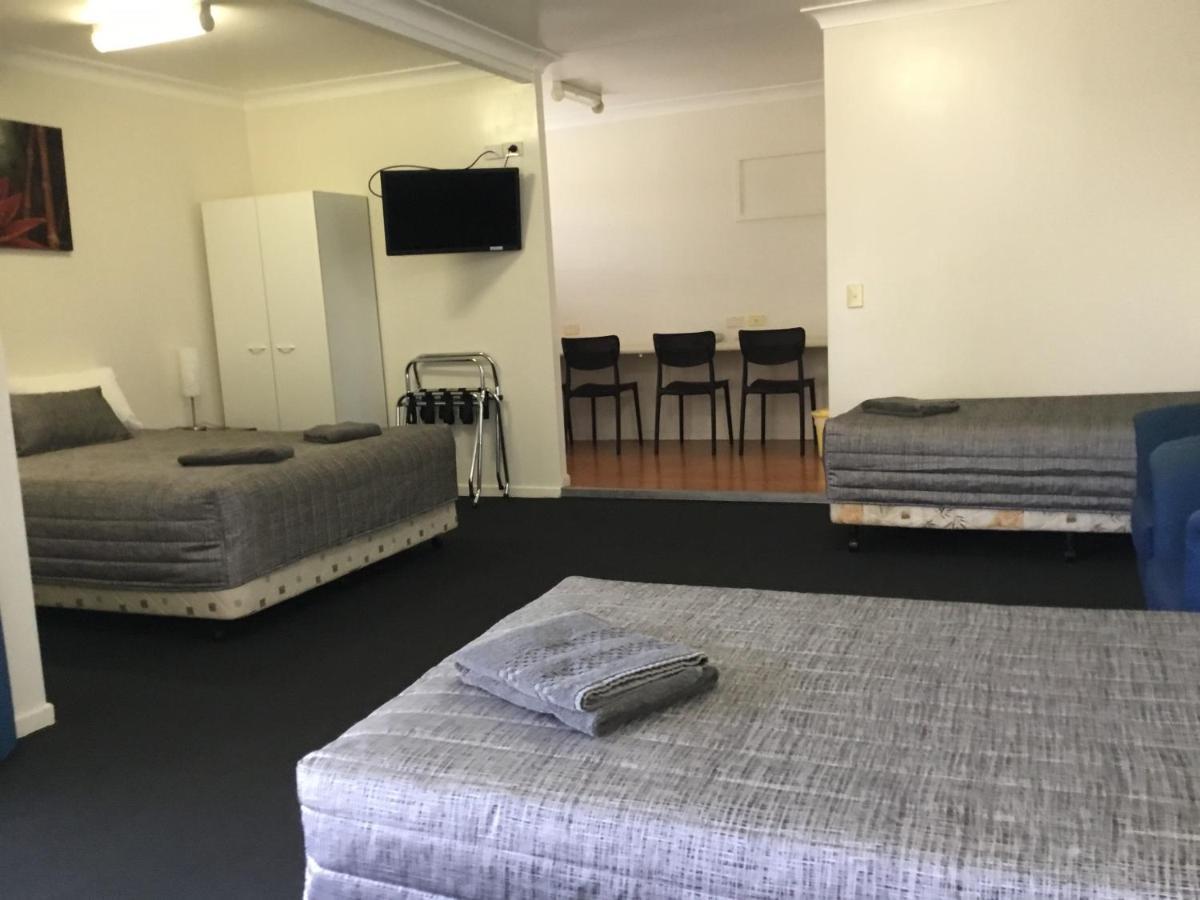 Charleville Waltzing Matilda Motor Inn エクステリア 写真