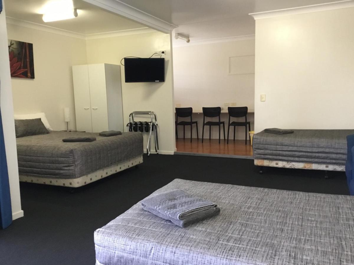 Charleville Waltzing Matilda Motor Inn エクステリア 写真