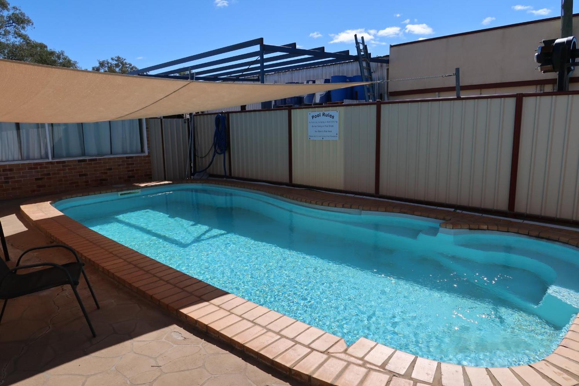 Charleville Waltzing Matilda Motor Inn エクステリア 写真